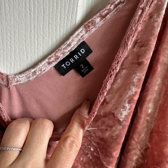 GUC Torrid Velvet Lace Trim V-Neck Cami - Picture 4 of 4